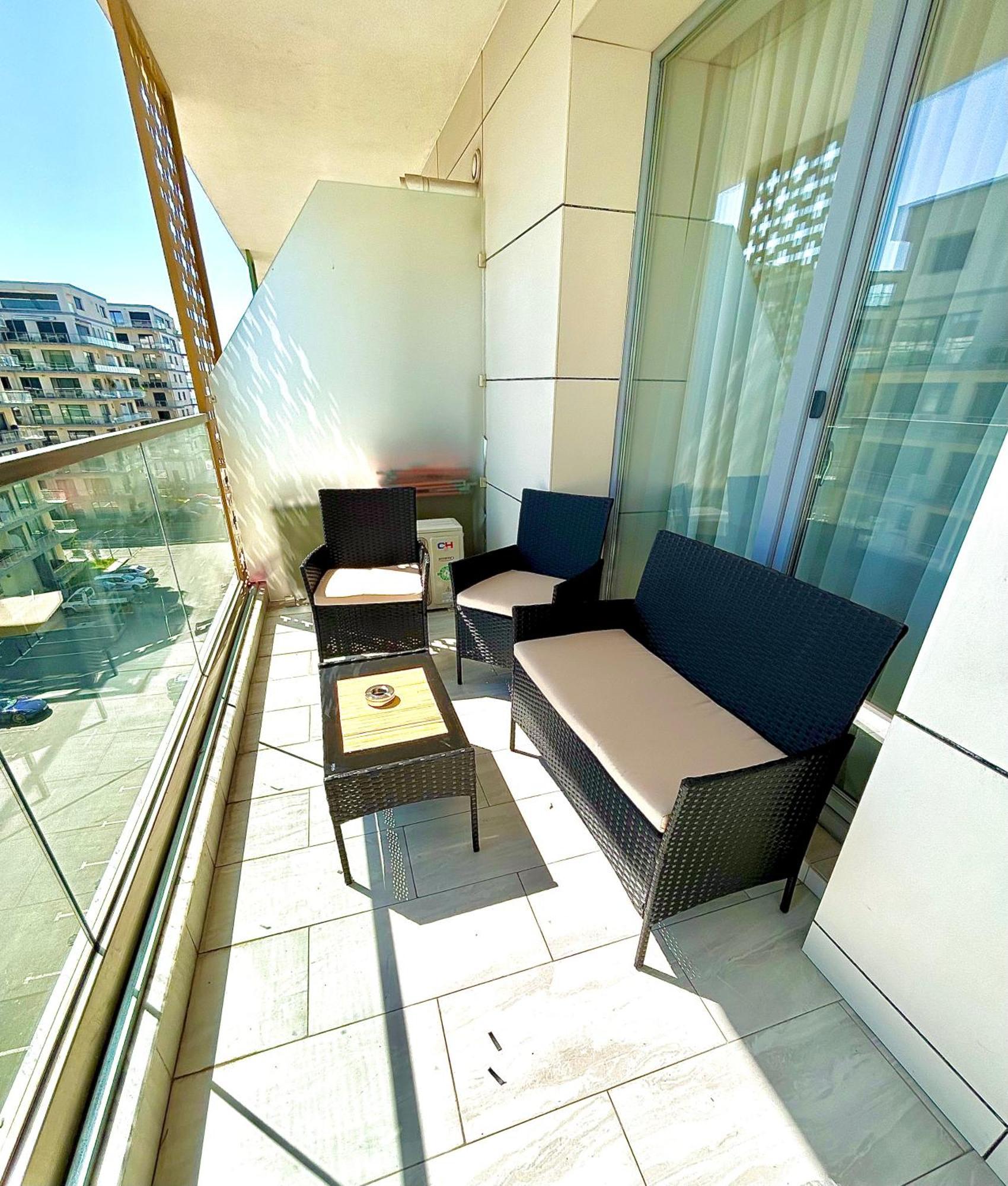 Loft Side Premium Apartments 마마이아 외부 사진