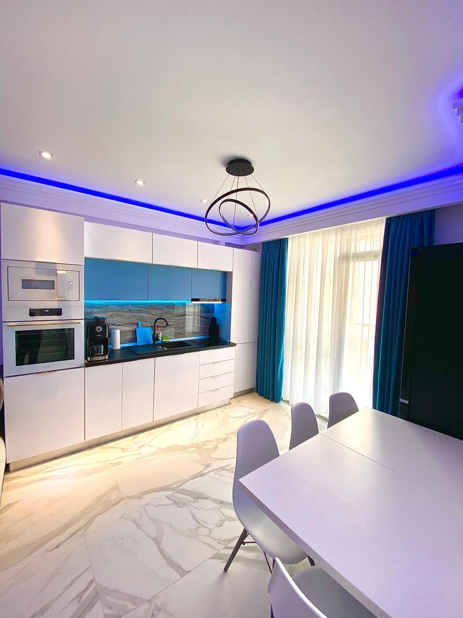 Loft Side Premium Apartments 마마이아 외부 사진